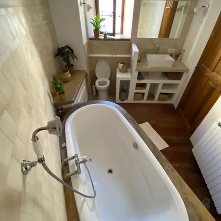 Nocleg ze śniadaniem Les 3 Contes *